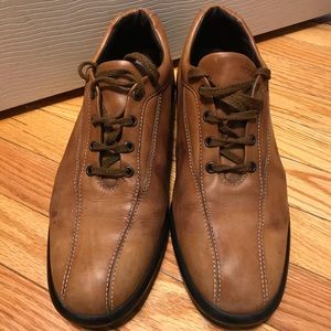 Tods leather lace up oxfords